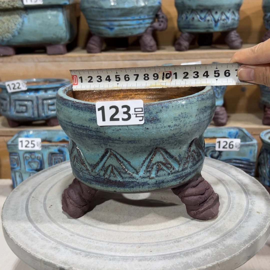 红陶尚雅陶坊花盆青铜