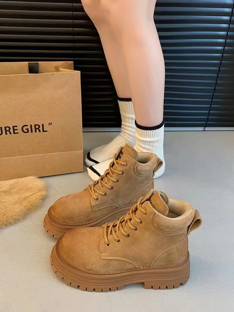 689-7- D小个子美拉德显瘦百搭秋冬大黄靴厚底炸街短靴