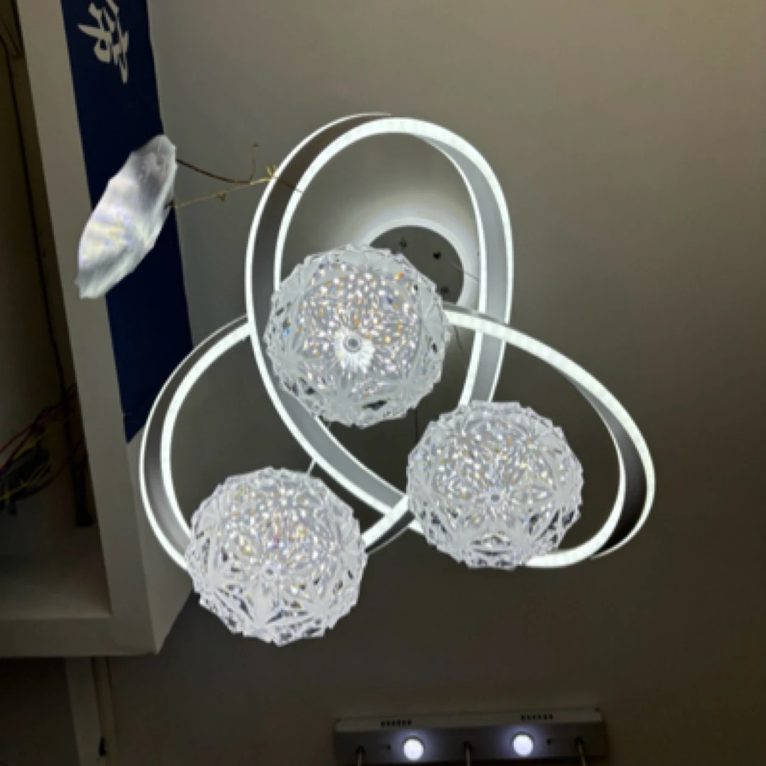 餐厅吊灯，现代简约