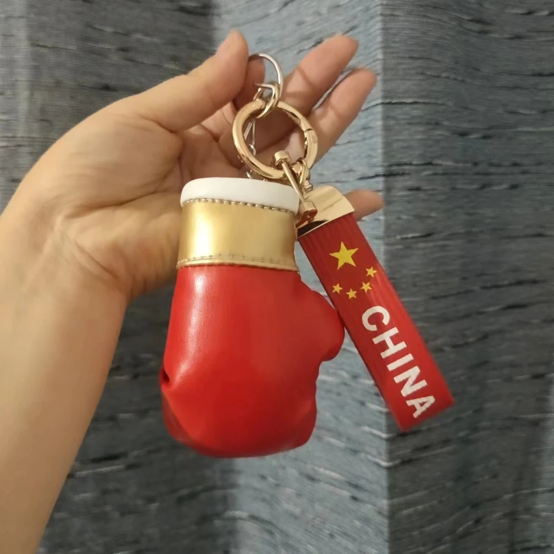 10CM大号仿真礼品 拳击手套挂件手套挂饰迷你小手套钥匙扣金色