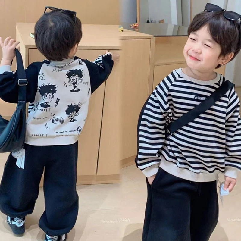 妍雨若儿童秋季新款男孩黑白条纹拼接卡通酷帅气套头休闲洋气上衣