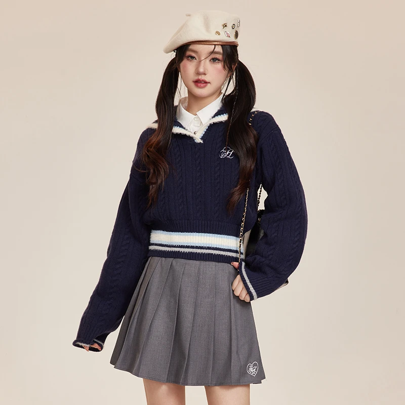 TNQT心碎创可贴 海军领针织上衣女甜美学院风收腰显瘦短款毛衣