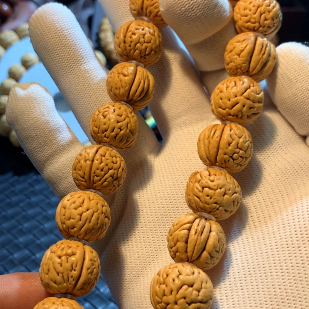 【闪购商品】桃核吊坠