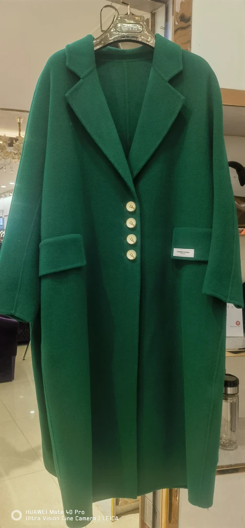 纯羊毛小阔型长款大衣