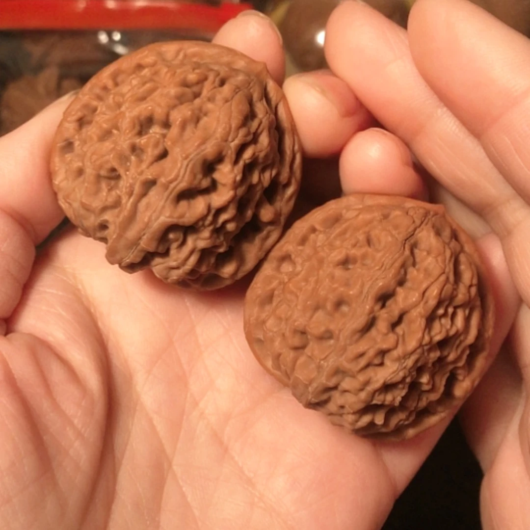 【闪购商品】文玩核桃把件水龙纹40