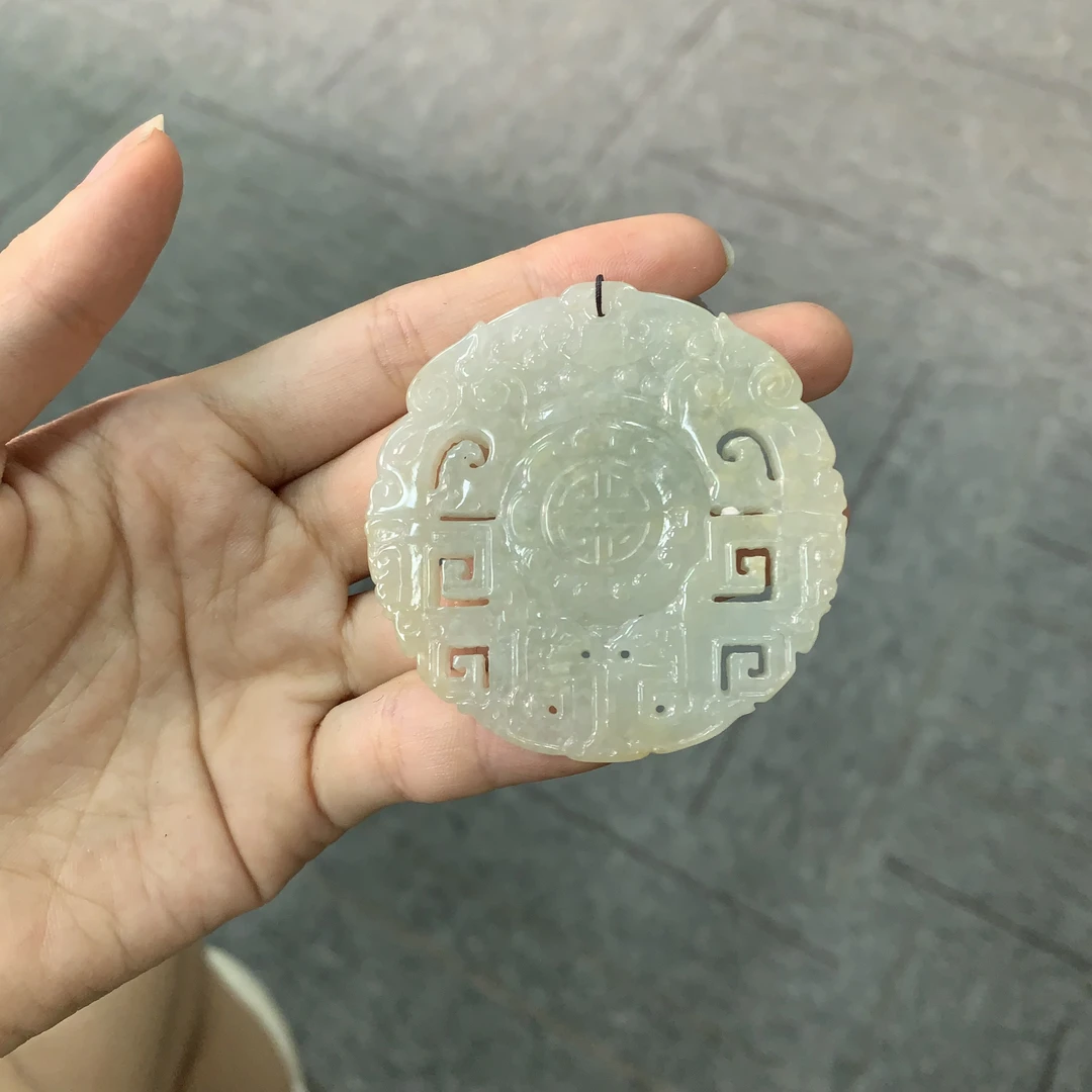 天然缅甸A货翡翠仿古圆牌