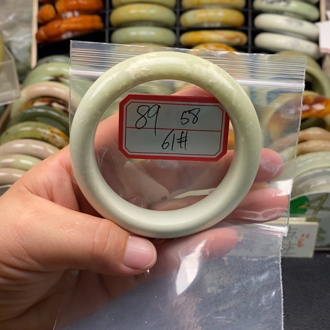 【闪购商品】蛇纹石玉手链未镶嵌