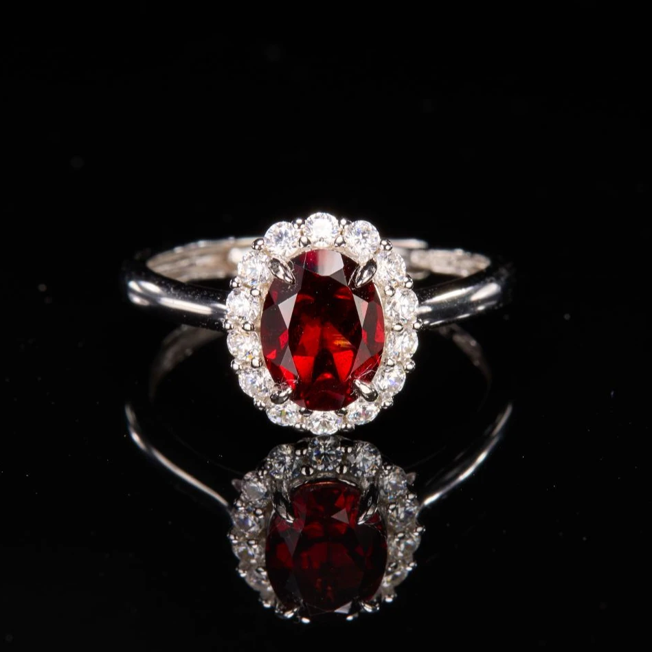 珠宝S925银天然石榴石围镶戒指多样性发货