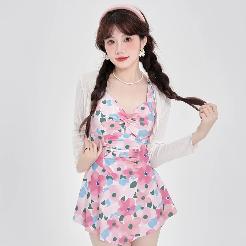 可爱多巴胺女孩温泉泳衣女遮肚遮肉显瘦网红风高级感罩衫度假泳装