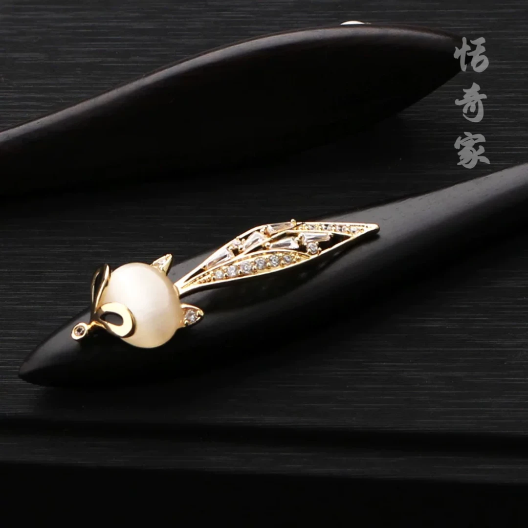 恬奇家8402“玉面狐狸“气质轻奢复古精致简约木质发簪优雅