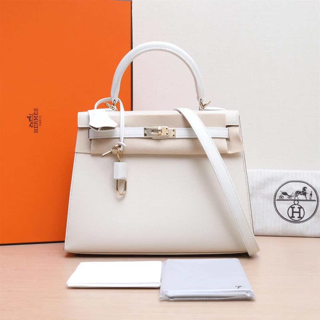 99新 Hermes/爱马仕 活动【小花Han】Kelly25 白拼奶昔白Ep皮 D刻包