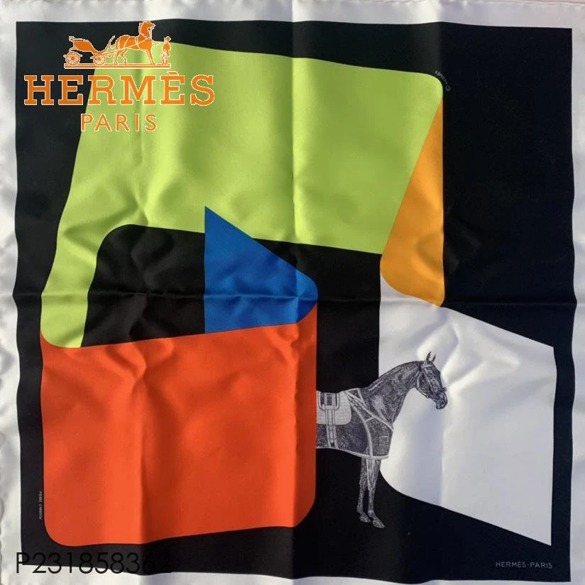 全新未使用 Hermes/爱马仕 【小花念念】45*45厘米小方巾 印花