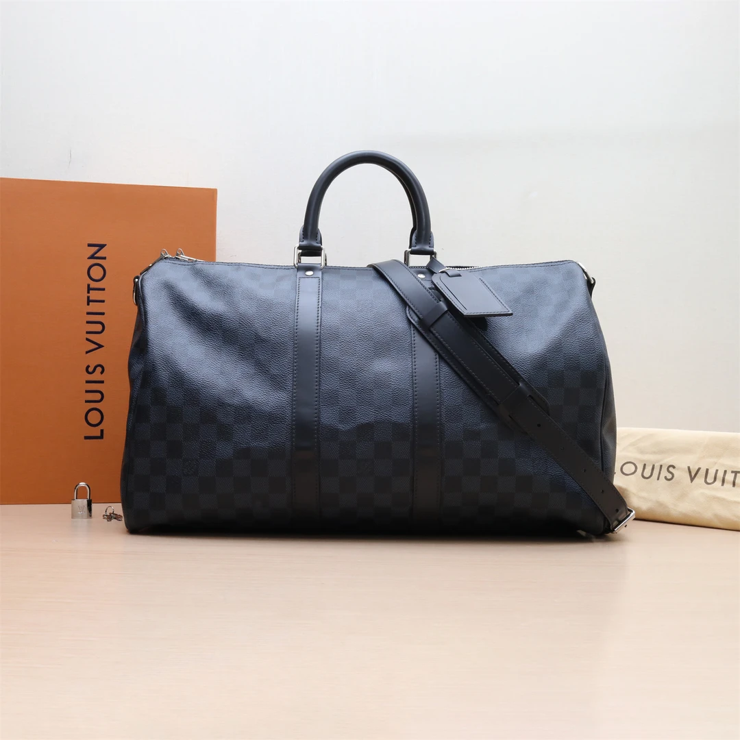 99新 LouisVuitton/路易威登 【小花Han】KEEPALL 45 黑色 PVC 包
