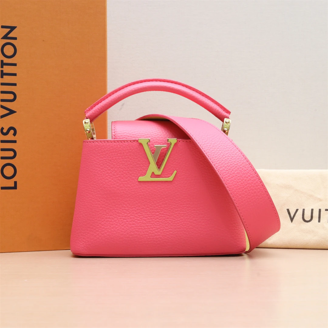 99新 LouisVuitton/路易威登 小花6枫Cap Mini 21 粉色芯片