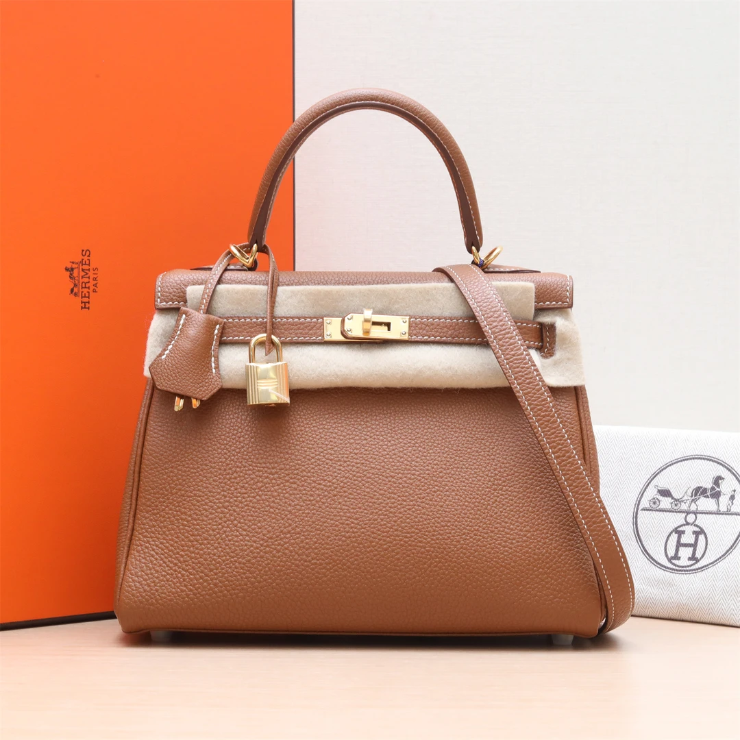 99新 Hermes/爱马仕 活动【小花Han】Kelly 25 金棕 Tg皮 D刻 包