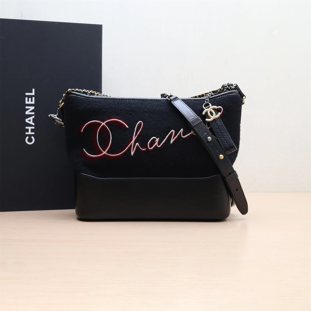 99新 Chanel/香奈儿 小花6欢 流浪 中号 28cm 黑色 毛呢 26开包