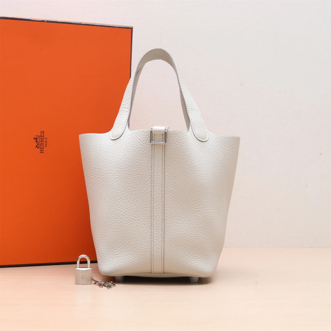 99新 Hermes/爱马仕 小花6欢 Picotin 18 菜篮子 冰川白 U刻包