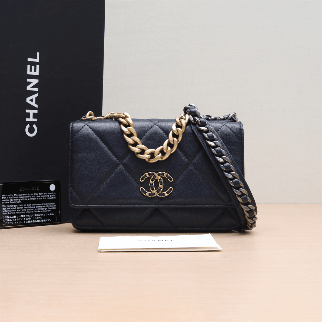 99新 Chanel/香奈儿 【小花念念】19BAG 吸扣WOC 19cm 墨蓝色