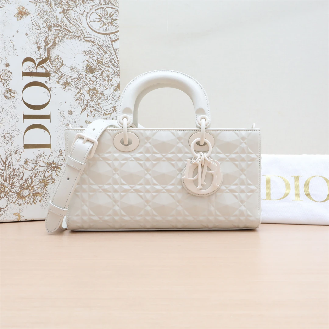 99新 DIOR/迪奥 【小花念念】 横版戴妃包 中号 白色 磨砂扣 2021