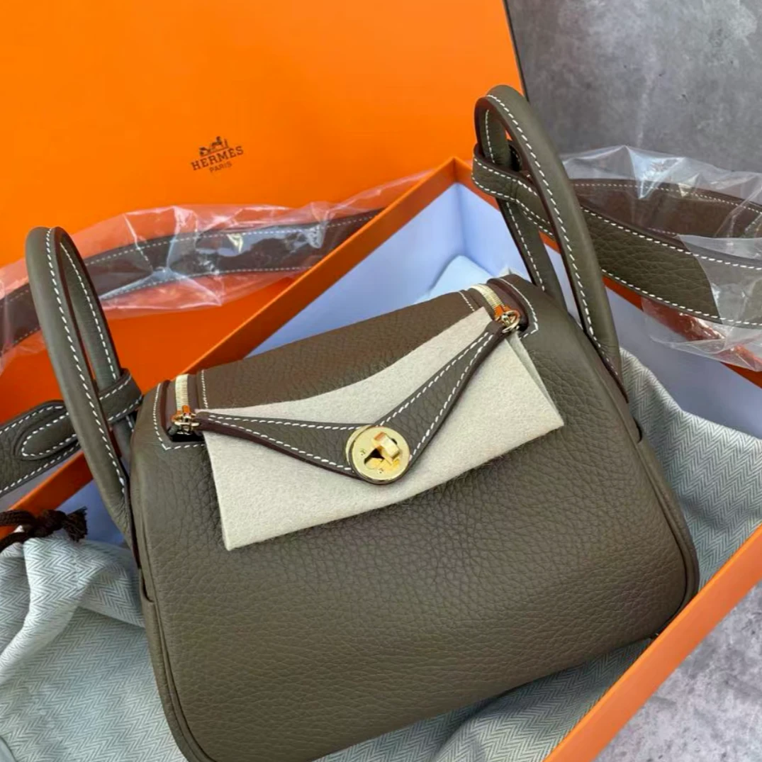 全新未使用 Hermes/爱马仕 【小花念念】Lindy Mini 19大象灰 W刻