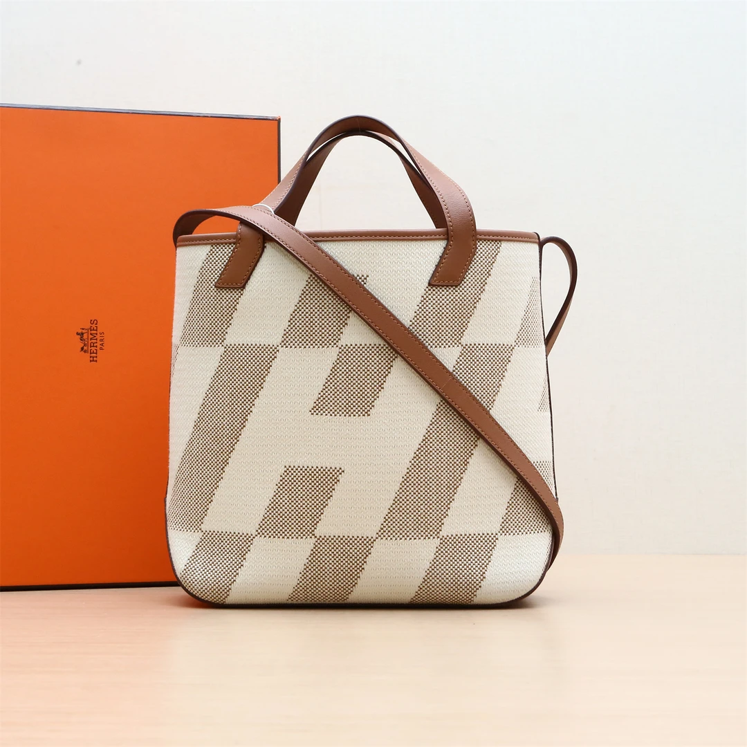 99新 Hermes/爱马仕 小花6欢 Cabas 27 37金棕色 帆布 Z刻 包