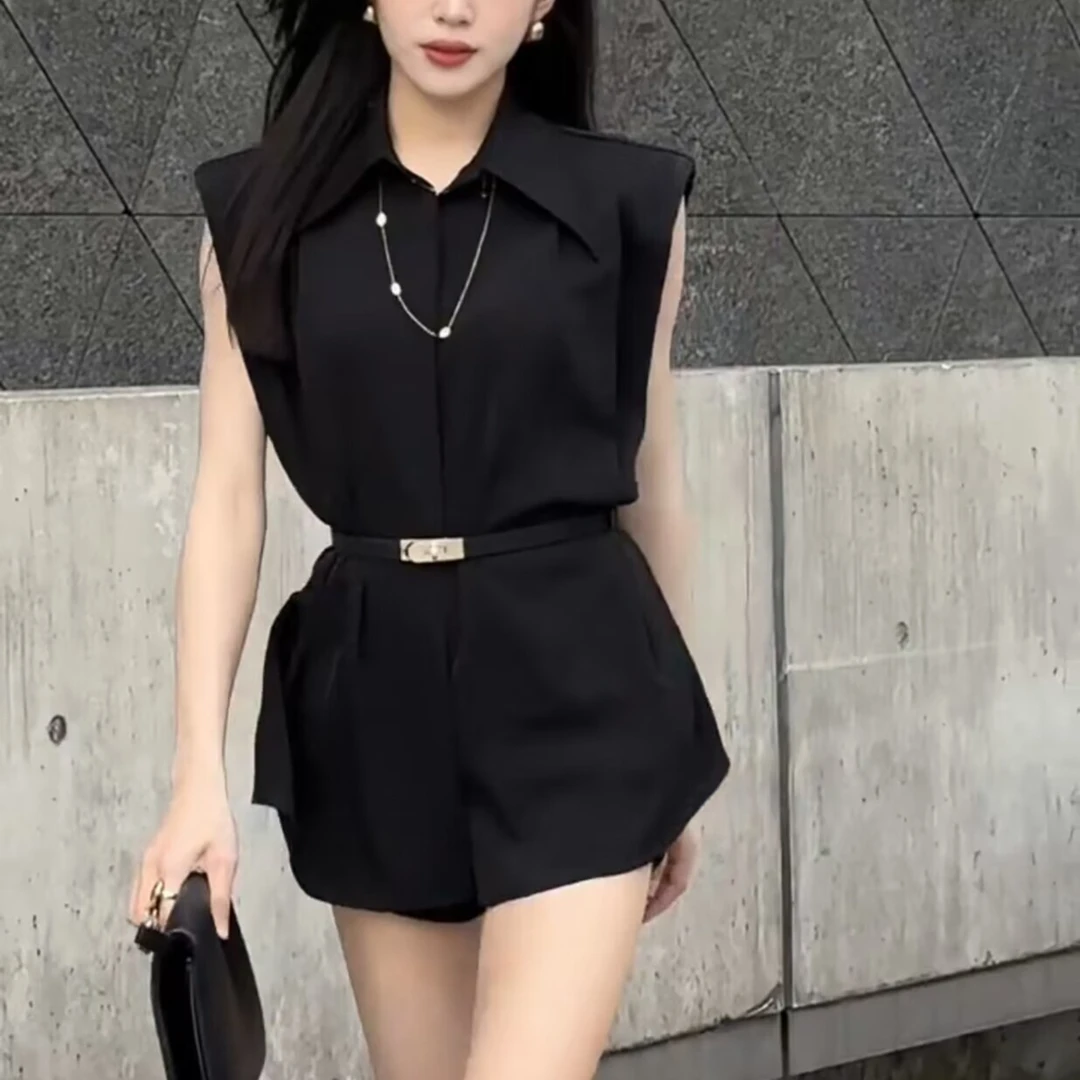 夏季新款气质显瘦高级感时尚无袖衬衫配高腰短裤送皮带