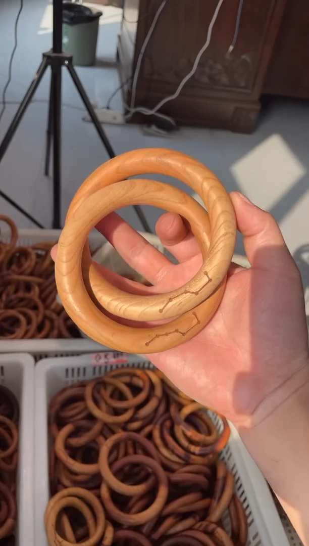 【闪购商品】木桃木微瑕80乾坤圈随机发39.9