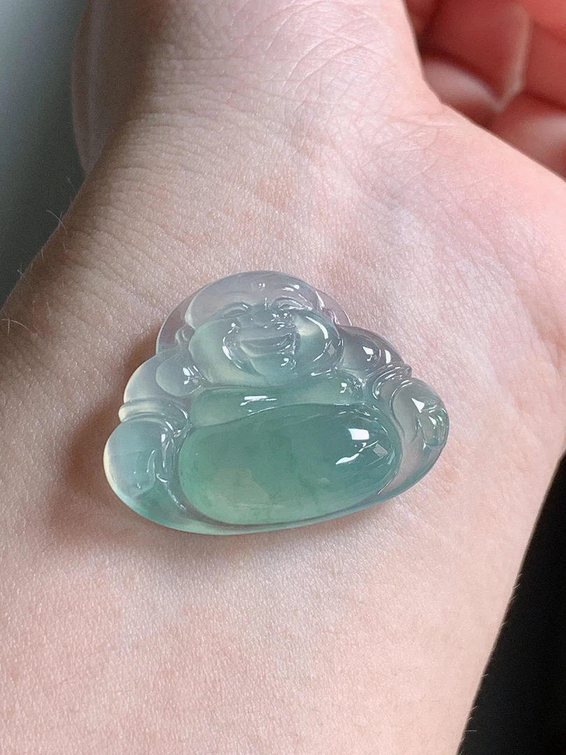 天然缅甸翡翠A货底色飘花佛公吊坠，尺寸21.9*29.2*6.3