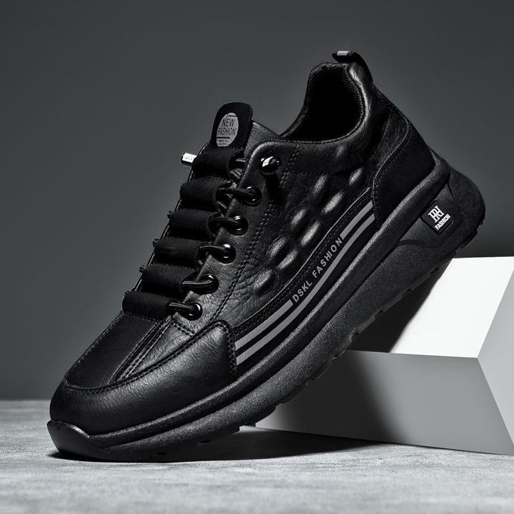 时尚休闲鞋秋季新款运动一脚蹬黑色潮鞋休闲鞋防水休闲鞋工作鞋