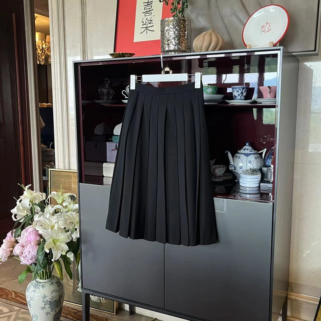 漫颜刘2024年夏季新款聚酯混纺黑色百褶半身裙时尚百搭裙