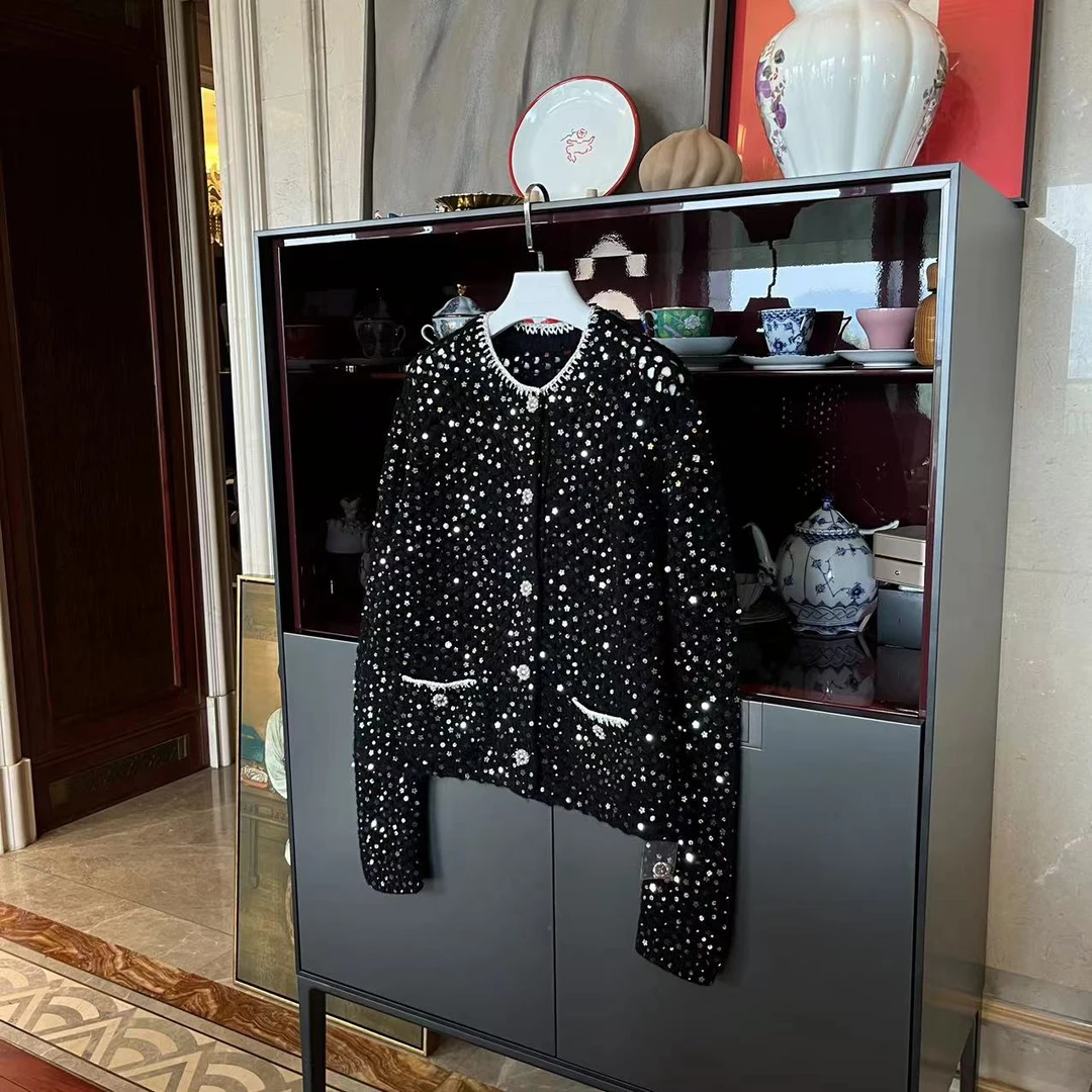 漫颜刘羊绒黑色针织亮片开衫2023秋冬新圆领长袖单排扣休闲上衣