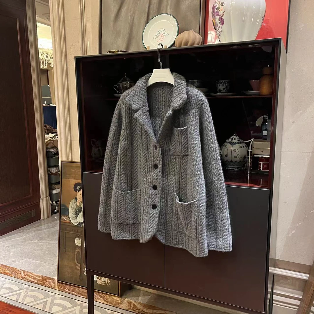 漫颜刘焦糖色翻领羊绒衫2023秋冬新款单排扣口袋休闲开衫针织衫