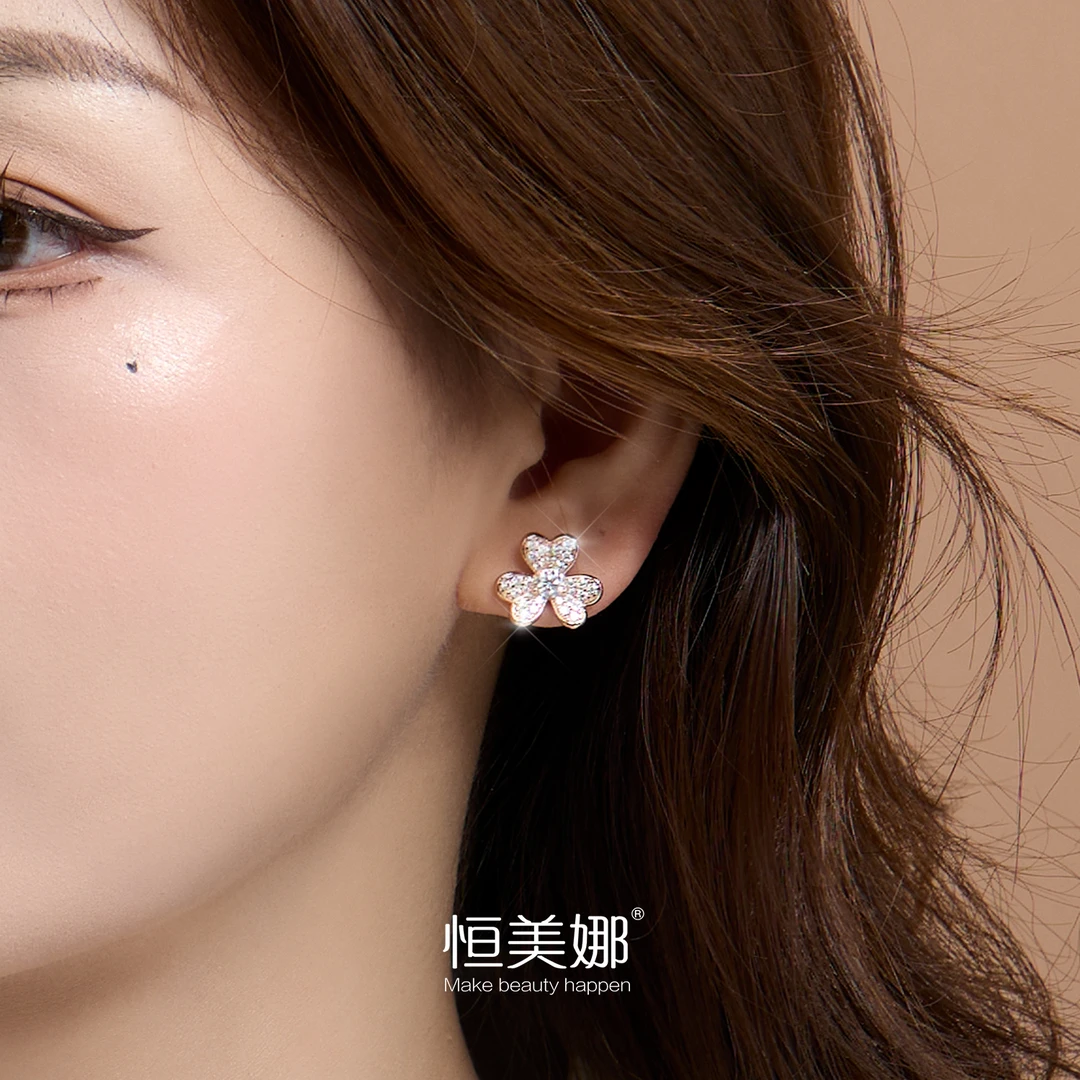 恒美娜 坠链均925银莫桑石 三叶草满镶项链耳钉气质百搭简约法式