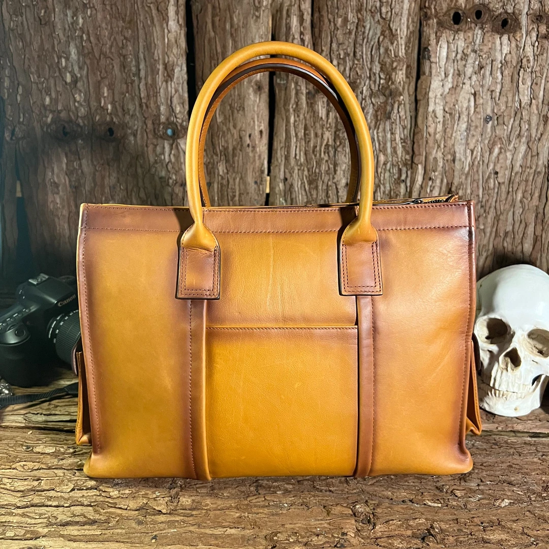 男士高档时尚百搭棕色经典商务包A94