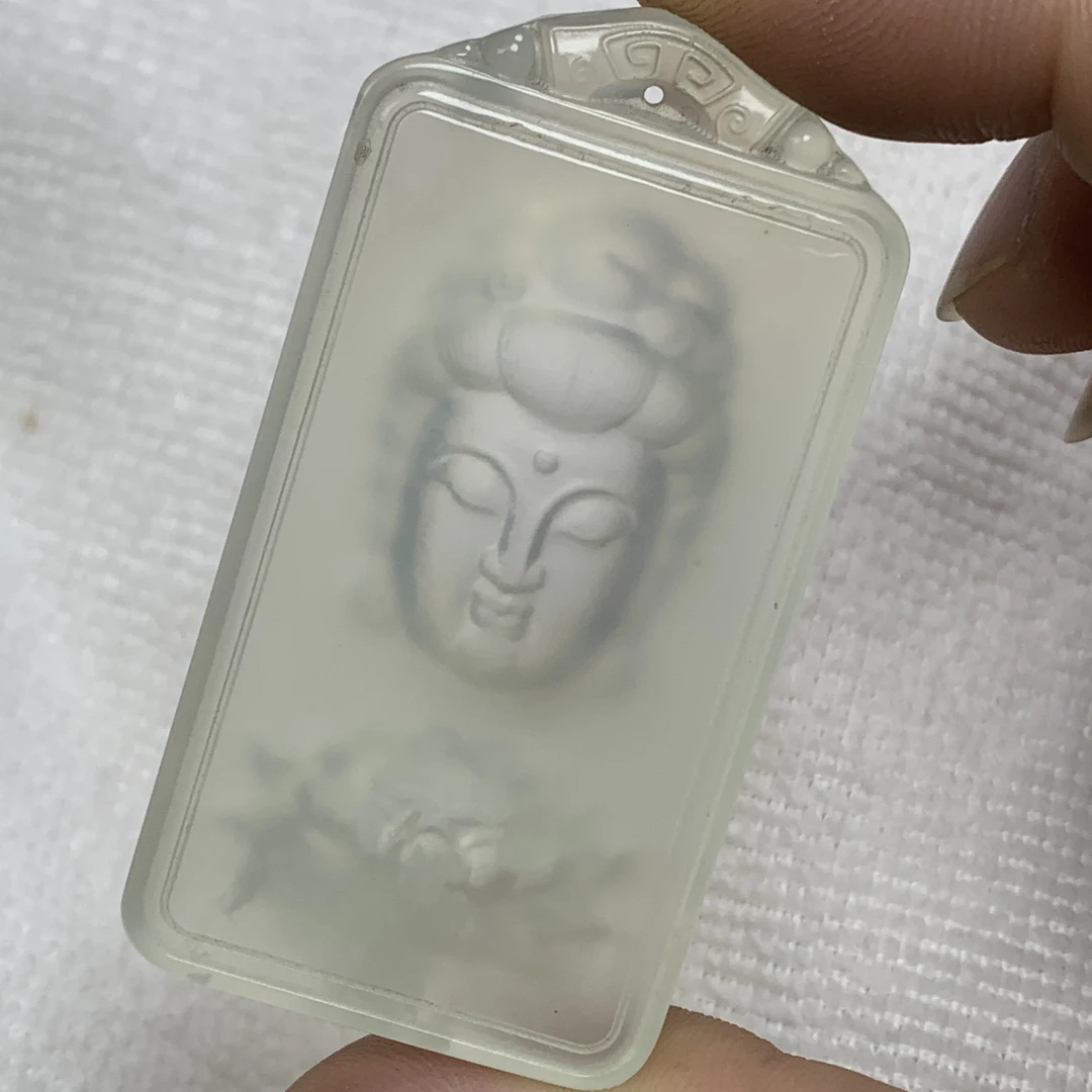 岫玉白冰观音吊坠