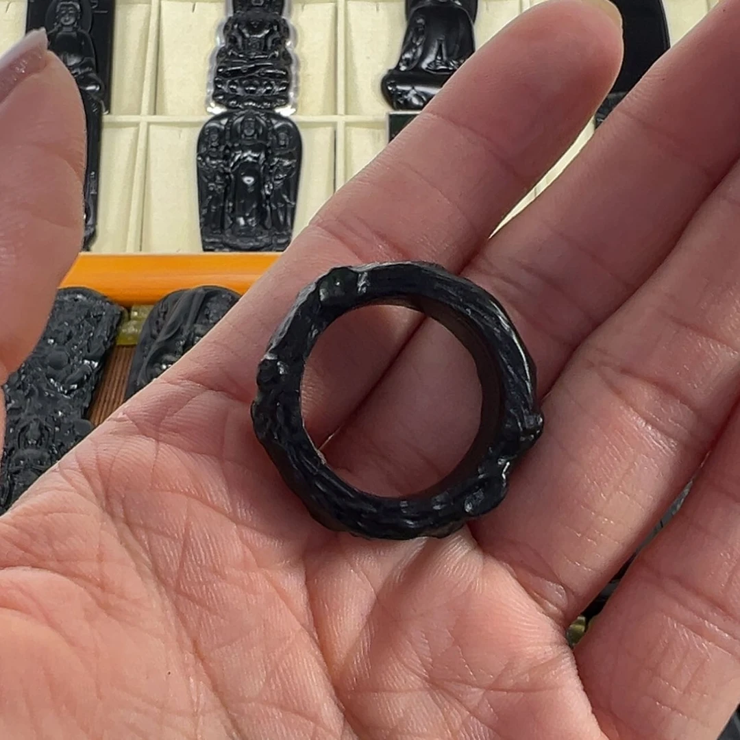 【闪购商品】蛇纹石玉吊坠未镶嵌骨**眼