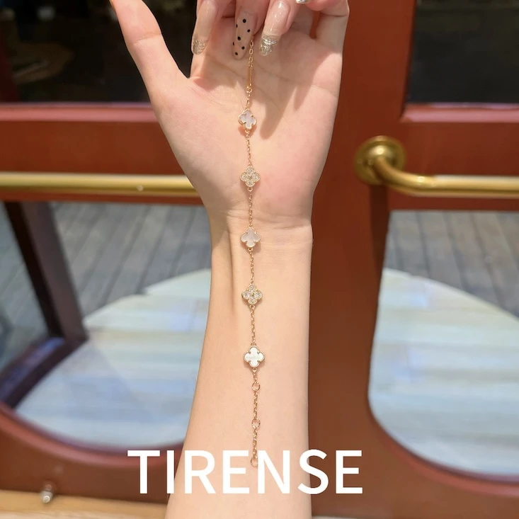 TIRENSE/狄伦斯 铜合金手链 高定迷你白色五花系列轻奢手链