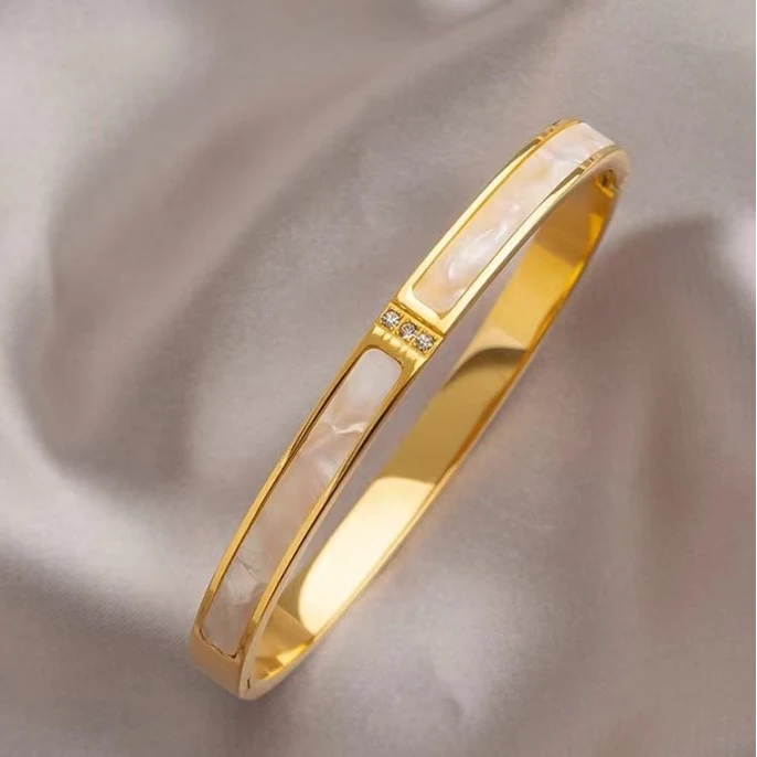 合金手镯 合金手镯时尚精致金黄色手镯