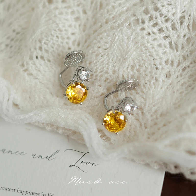合金耳饰 夏天多巴胺黄色锆石耳环女款蚊香盘耳夹无耳洞小众时尚