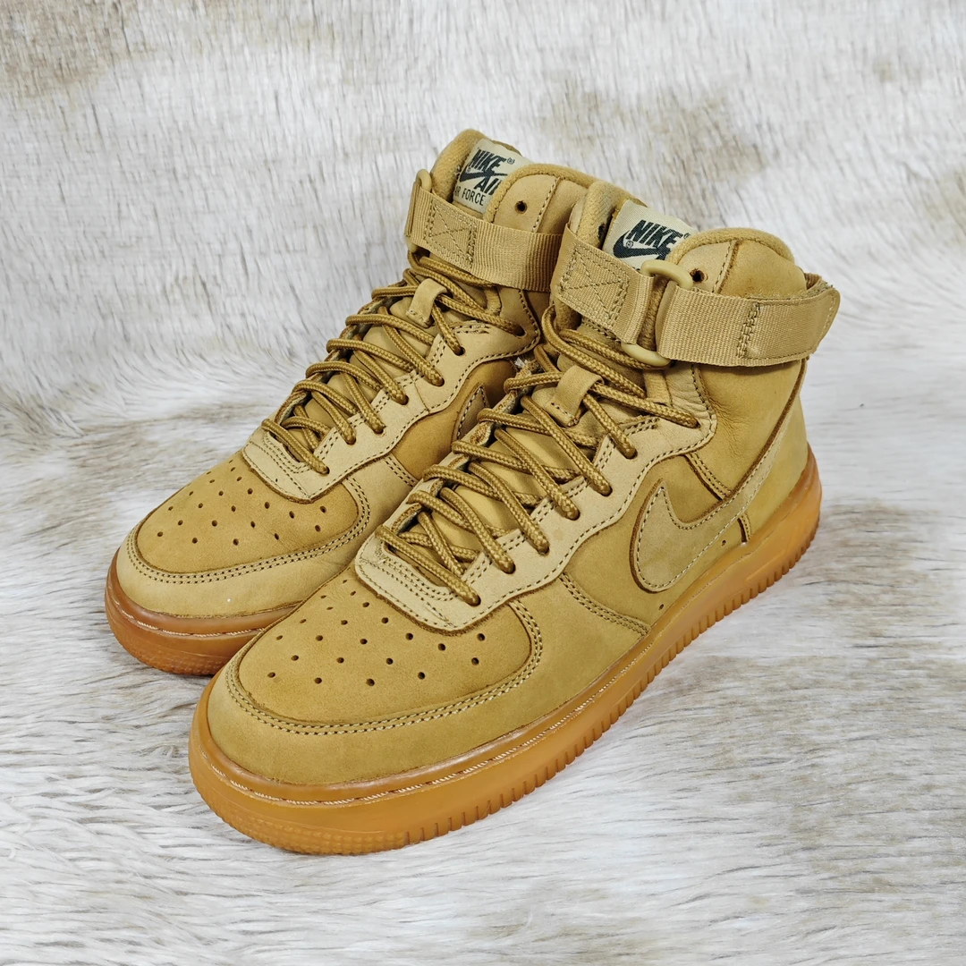 37.5码 正品 AF1 小麦高帮 9新 公价：2857 #070C2