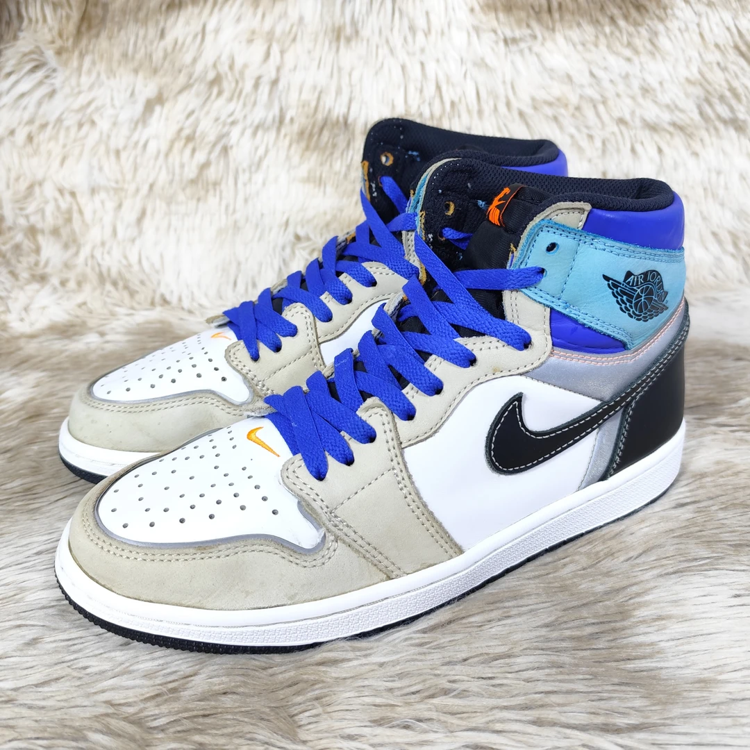 42码 正品 AJ1 黑蓝中帮 9新 瑕疵见详情 公价：999#032C3