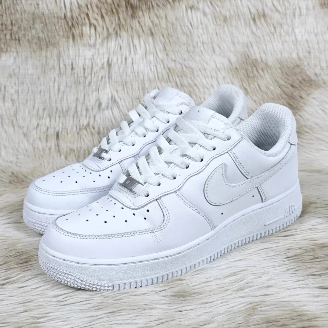 39码 正品AF1 纯白 鞋面小磨损 非原装鞋垫 公价：709#731B2