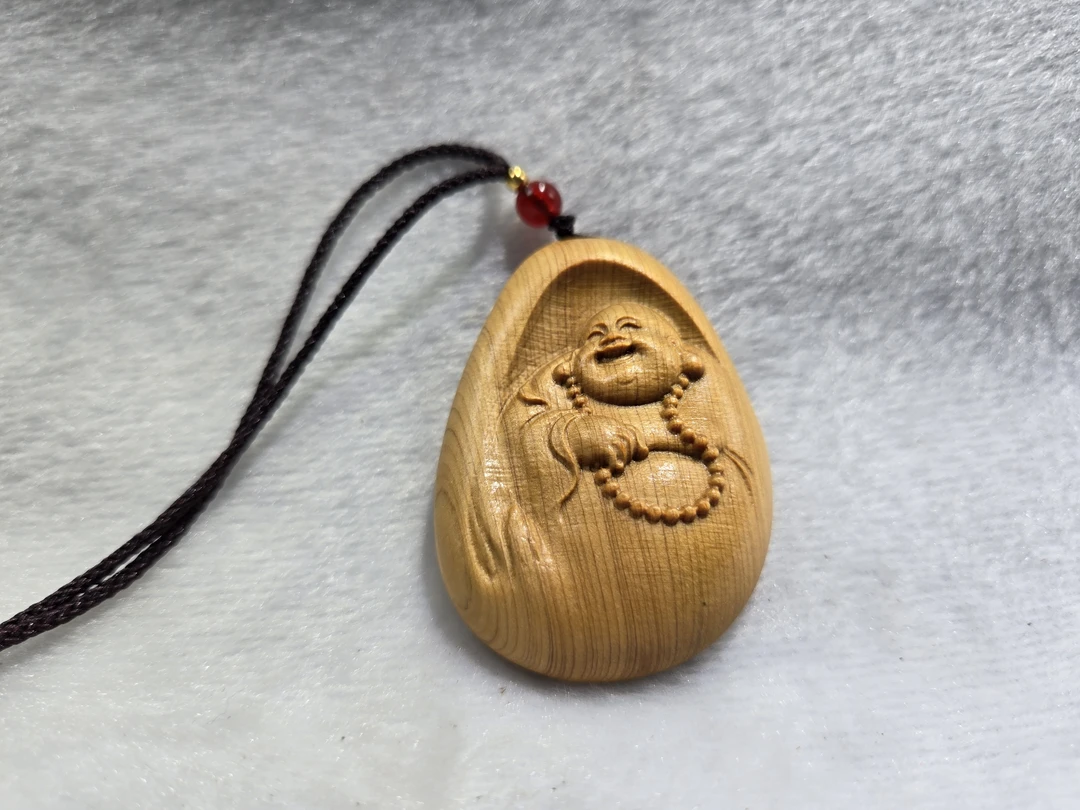太行崖柏弥勒佛牌木雕工艺品手把件脖挂件自戴送礼128