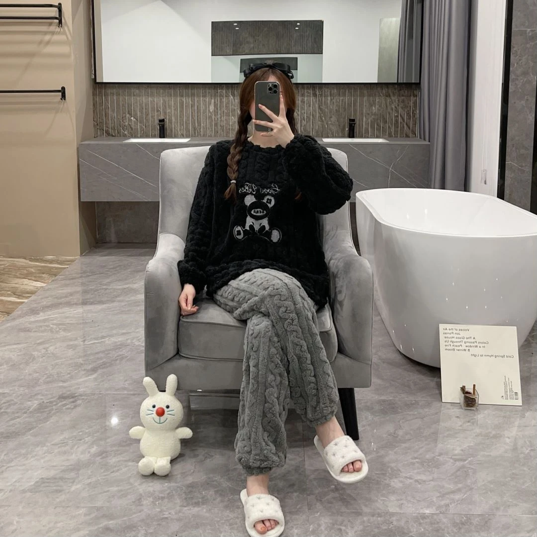 女士睡衣法兰绒秋冬季爆款保暖加绒加厚珊瑚绒家居服套装可外穿