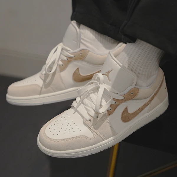 NIKE/耐克正品男子休闲鞋低帮白色透气HF1567-200高能感