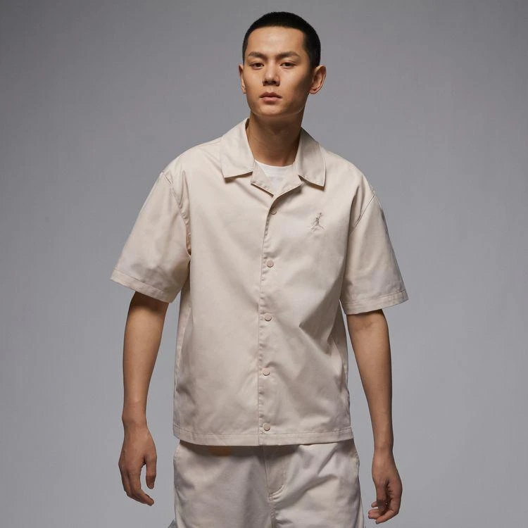 NIKE/耐克正品男子夏季纯色潮流休闲工装短袖衬衫FN4626-203雅丹