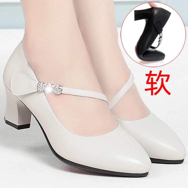 软底舒适高跟一字扣带旗袍鞋跳舞鞋白色中老年妈妈鞋单鞋女鞋皮鞋
