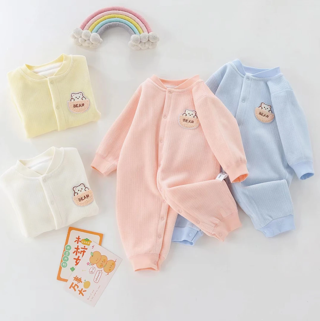 口袋熊加绒无骨连体宝宝衣服新生儿衣服0-6个月