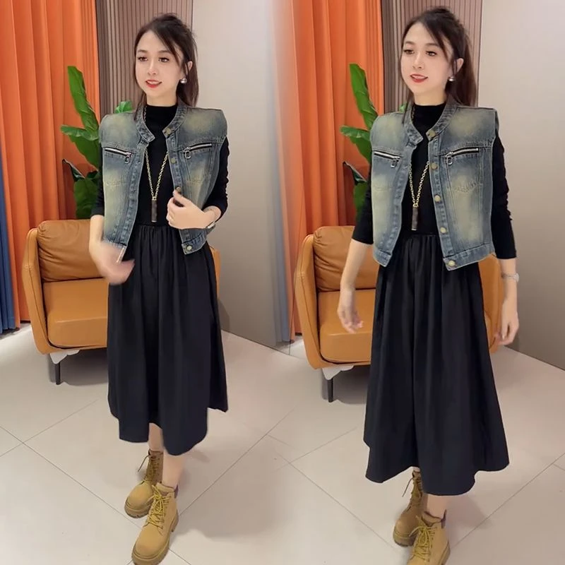 牛仔马甲连衣裙套装女春2025时尚大码宽松新款气质显瘦通勤两件套
