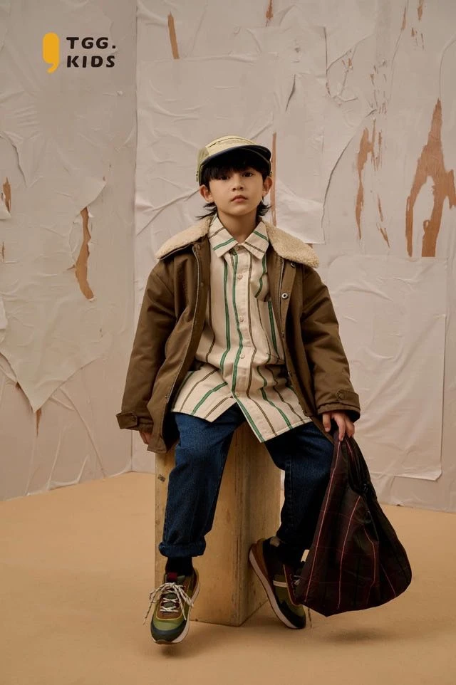 D1-CF22612ZT高端专享TGG牛仔裤蓝色